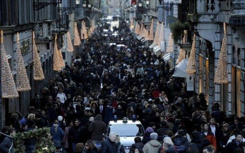 Італія. Тисячі людей готуються до свят / © AFP
