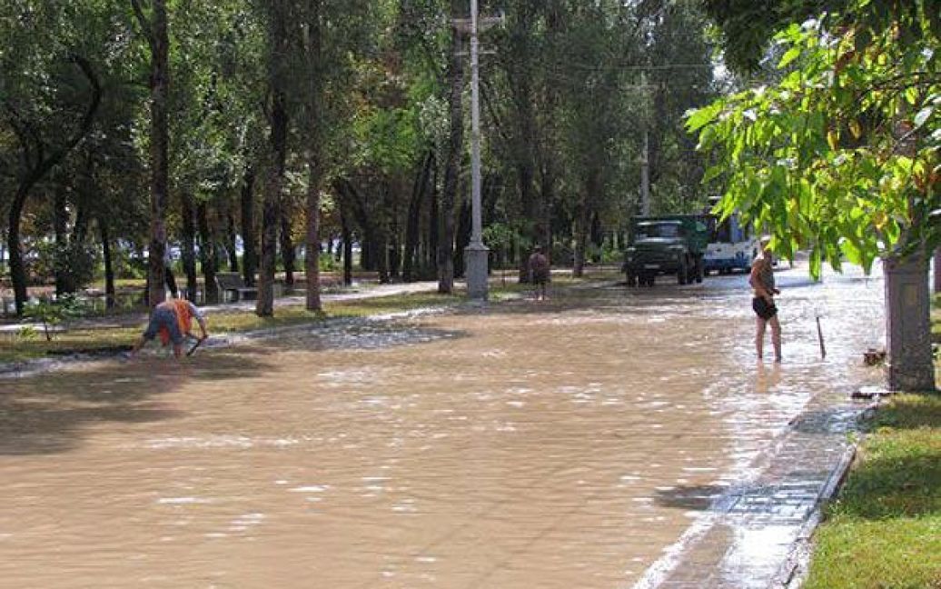 Маріуполь потерпає від сильних злив та повені / © УНІАН