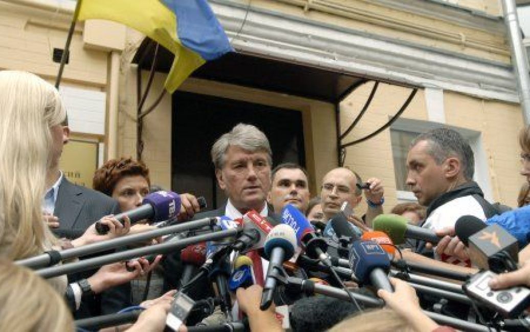 Екс-президент України Віктор Ющенко прибув до Печерського районного суду Києва / © УНІАН