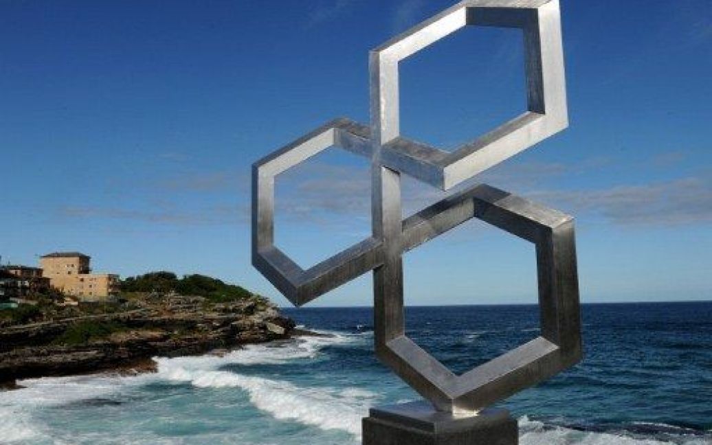 В австралійському Сіднеї відкрилась 15-та щорічна виставка "Скульптури біля моря" / © AFP
