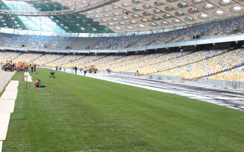 Головну арену чемпіонату Євро-2012, НСК "Олімпійський" в Києві завершили на 95% / © ukraine2012.gov.ua