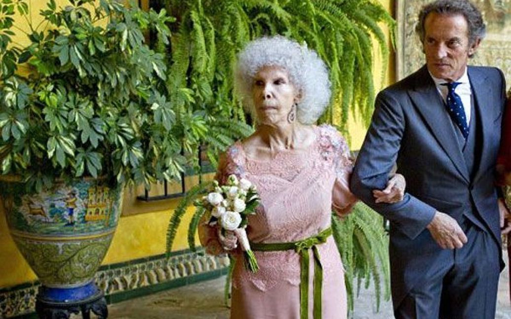 Весілля 18-ої герцогині Альба та Альфонсо Дієза / © AFP