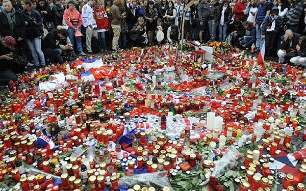Чехія, Прага. Жалоба за жертвами авіакатастрофи Як-42. / © AFP