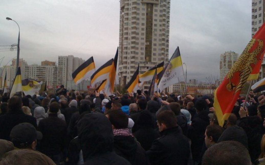 Націоналісти провели у Москві марш під імперськими прапорами / © dpni.org