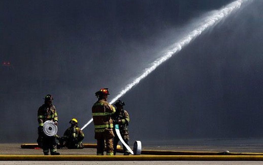 В американському штаті Техас поблизу міста Даллас виникла пожежа на хімічному заводі / © AFP