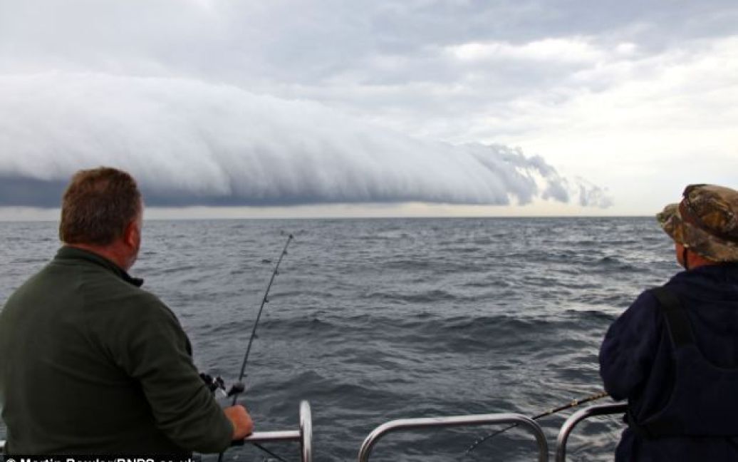 Хмара-сигара перелякала рибалок / © 
