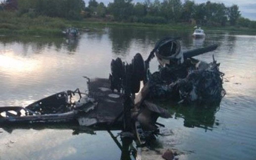 Під Ярославлем сталась авіакатастрофа літака Як-42, в результаті якої загинула хокейна команда "Локомотив". / © AFP