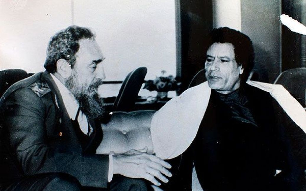 Полковник Муаммар Каддафі та кубинський лідер Фідель Кастро. / © The New York Times