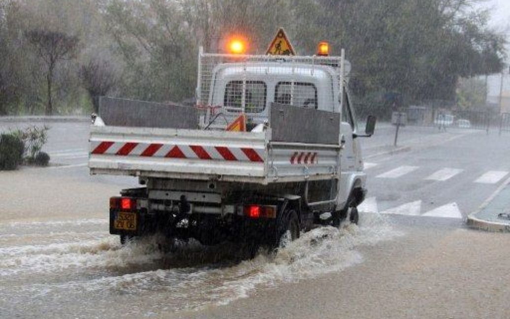 Південь Франції потерпає від сильної повені / © AFP