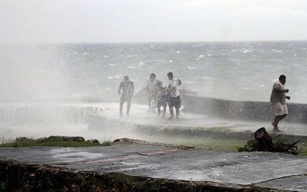 Ураган третьої категорії небезпеки Айрін вже пройшов через територію Куби, Гаїті, Пуерто-Ріко, Домініканської Республіки. / © AFP
