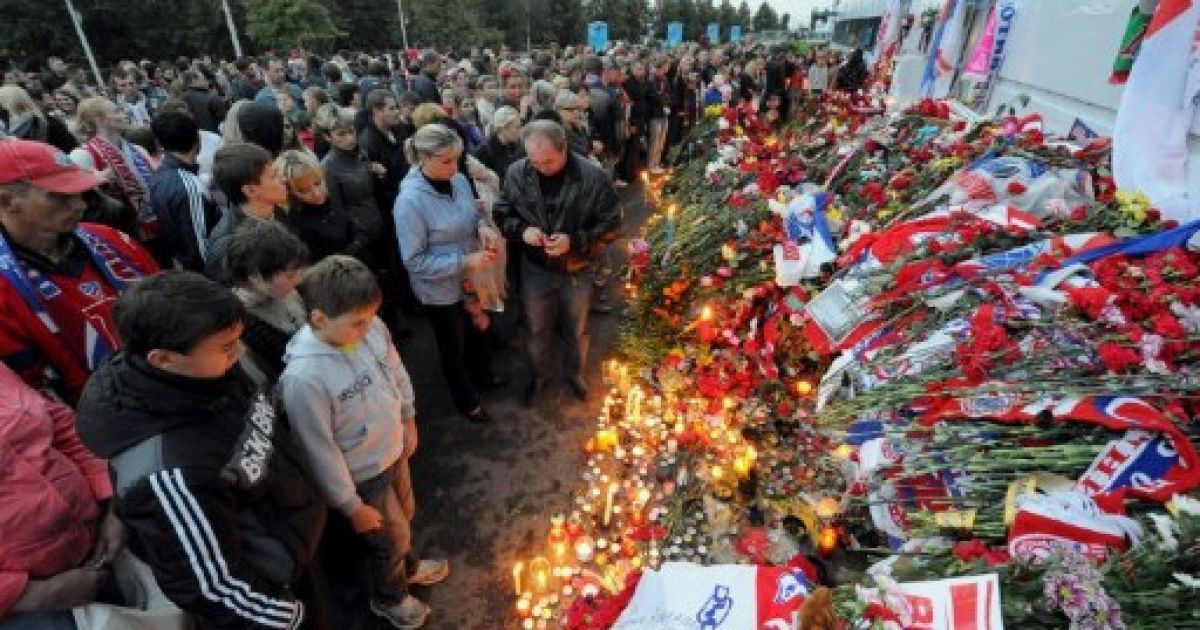 У Ярославській області почалася триденна жалоба за жертвами катастрофи Як-42. / © AFP