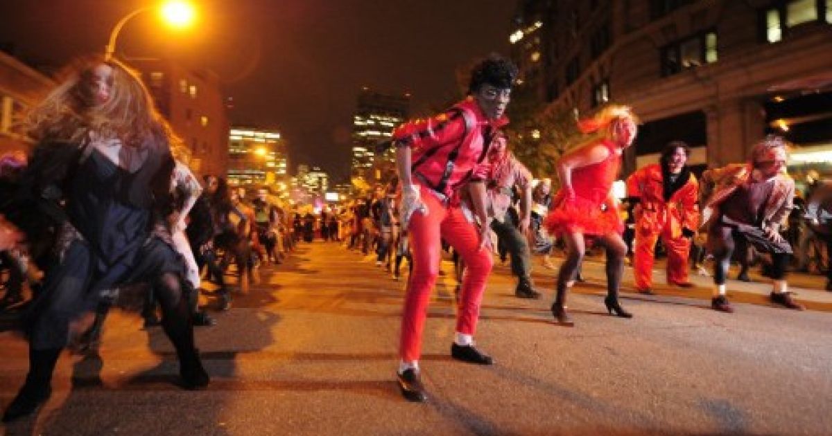 В Нью-Йорку провели наймасовіший за всю історію міста Хелловін-парад. / © AFP