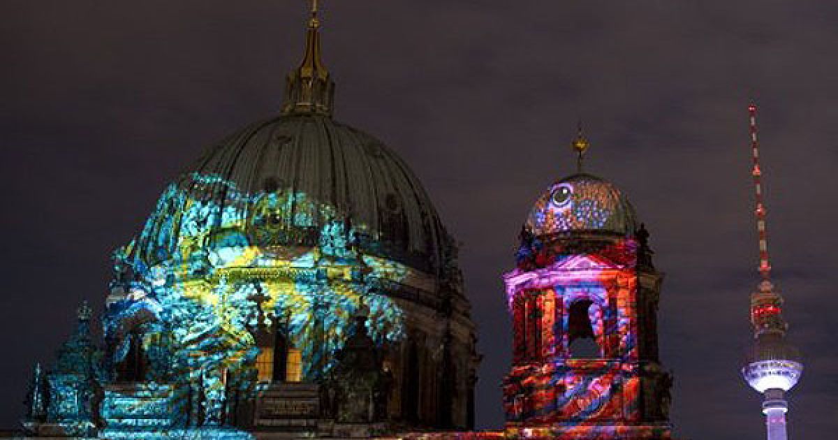 Видовищний фестиваль світла стартував у Берліні / © AFP