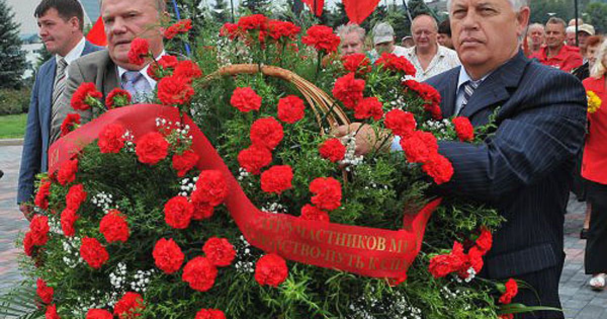 Лідер КПУ Петро Симоненко і глава Компартії РФ Геннадій Зюганов / © УНІАН