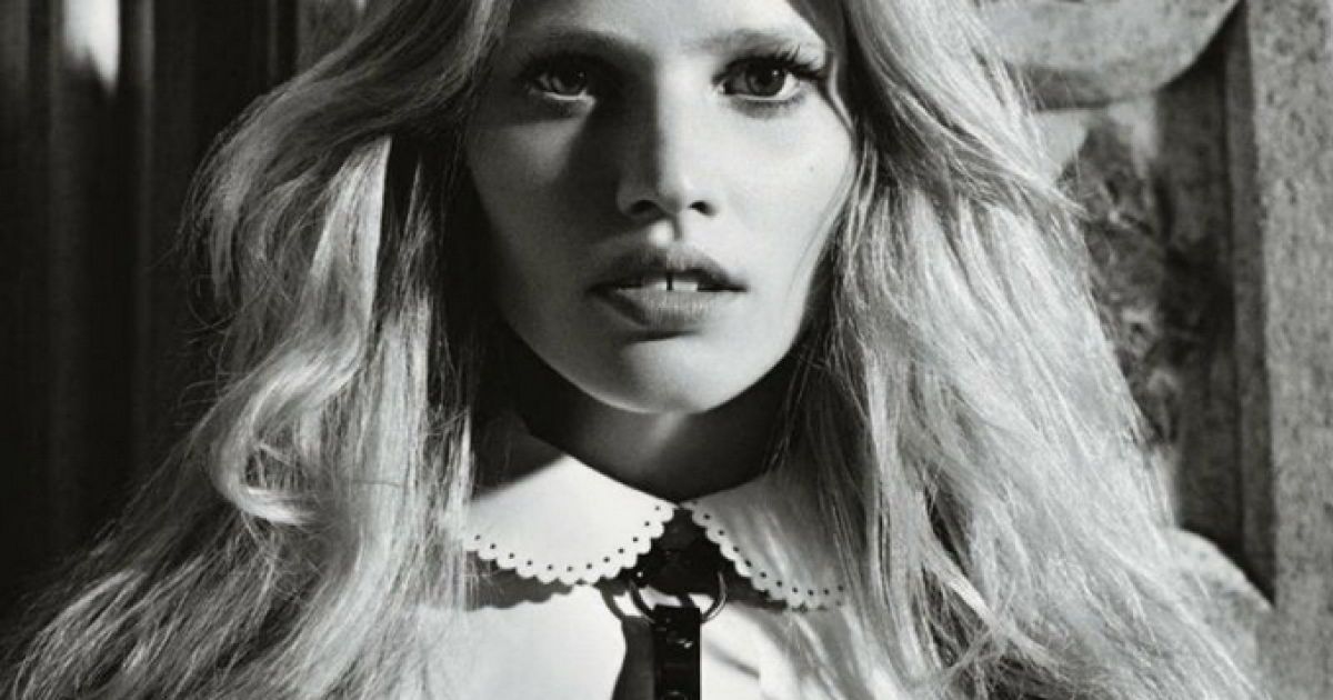 Готична фотосесія Лари Стоун для Vogue Japan