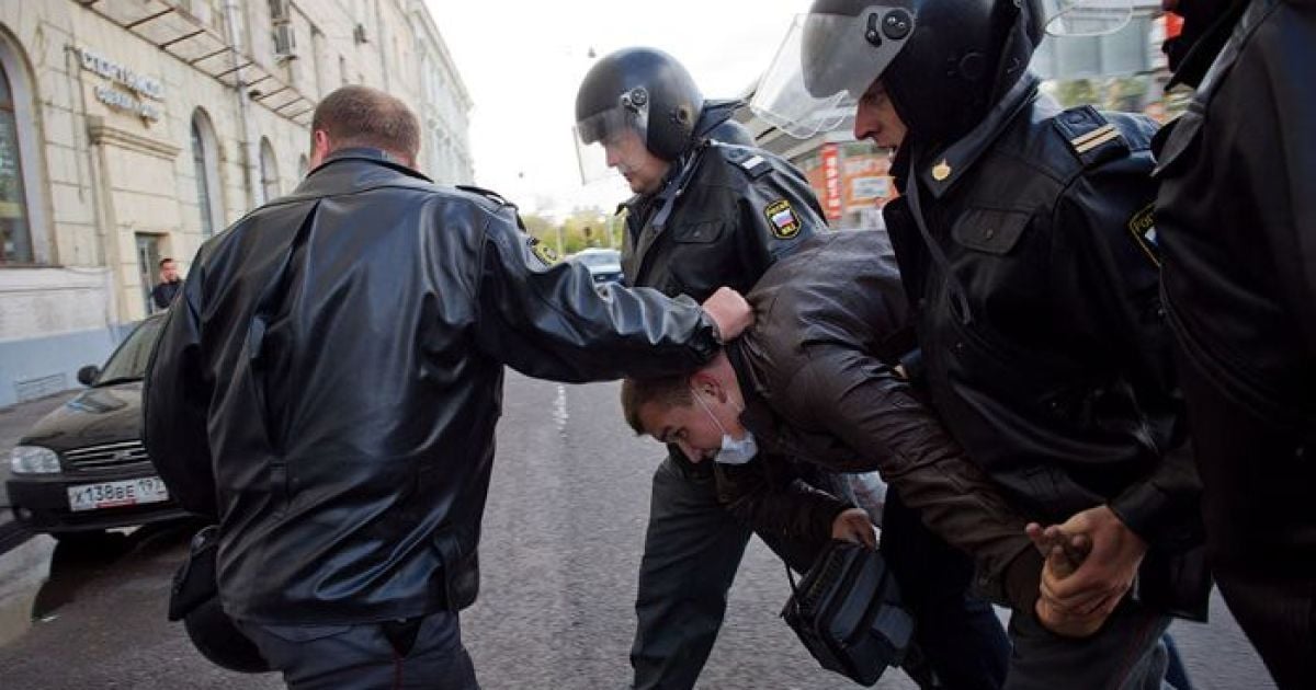Під час проведення мітингу за права геїв "Марш за рівність" в Москві поліція затримала близько 40 осіб / © Илья Варламов/zyalt.livejournal.com/