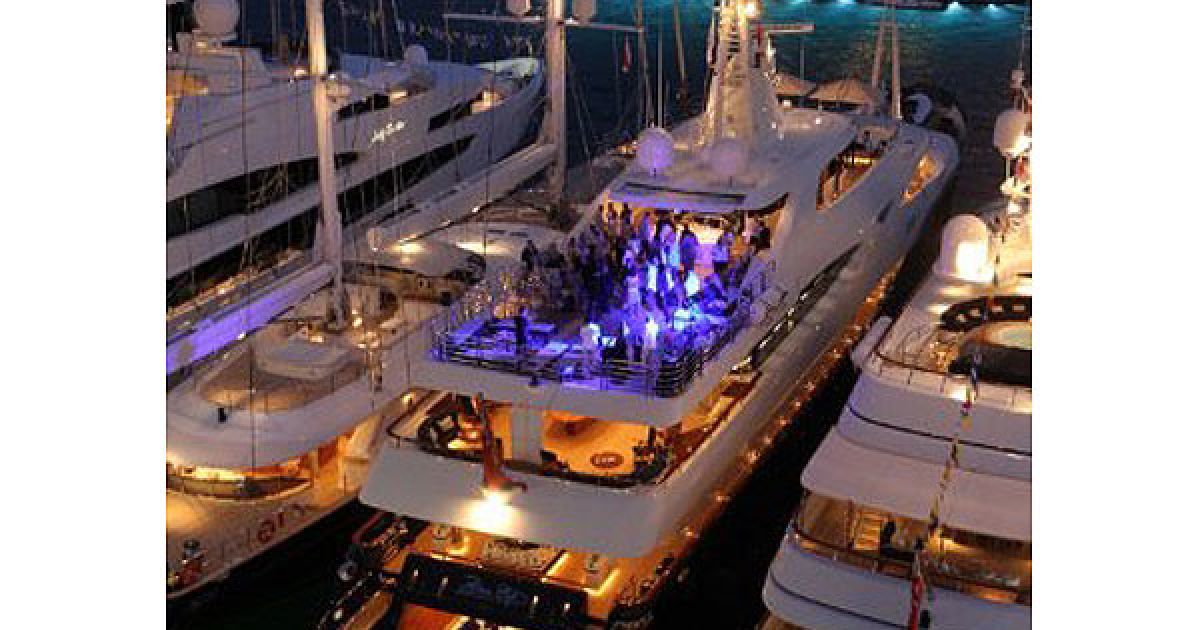 Міжнародна виставка яхт "Monaco Yacht Show 2011" в Монако / © AFP