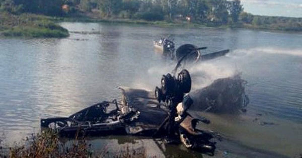 Під Ярославлем сталась авіакатастрофа літака Як-42, в результаті якої загинула хокейна команда "Локомотив". / © AFP