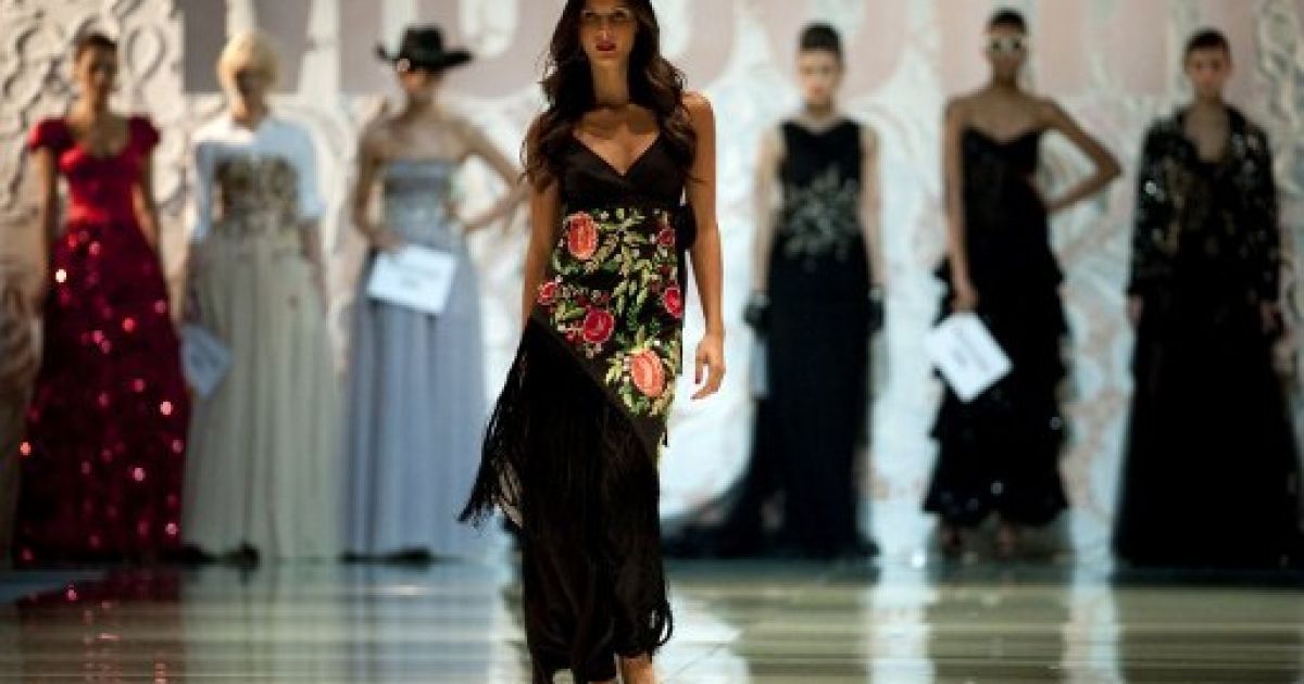 Показ Moschino на Колумбійському тижні моди / © AFP