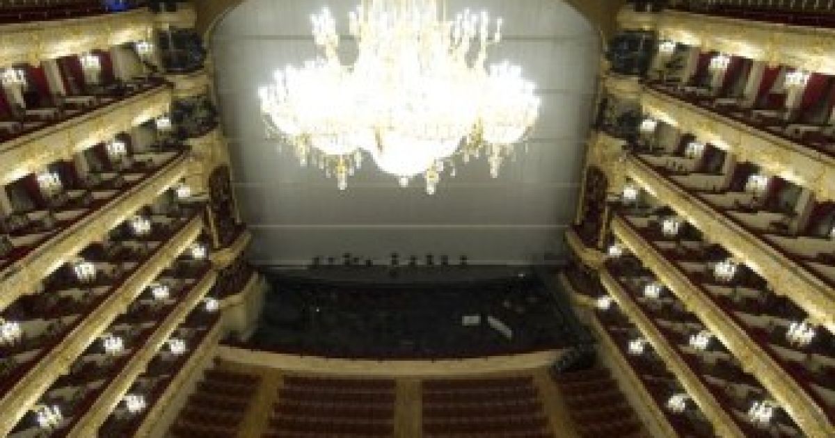 В Москві після кількох років реставраційних робіт готуються до відкриття "Большого театру". / © AFP