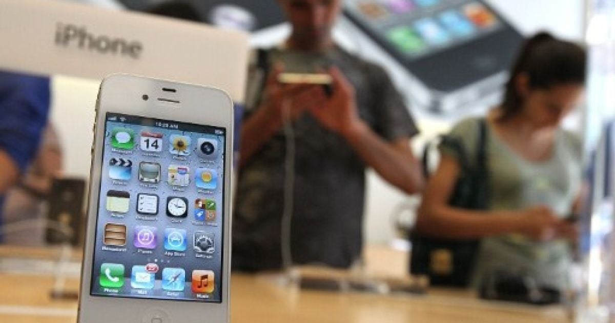 iPhone 4S побив рекорд продажів iPhone 4