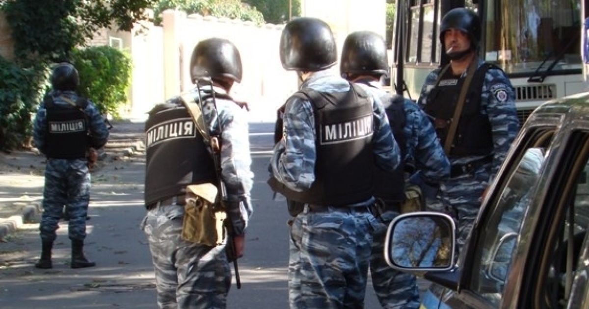 В центрі Одеси було проведено спецоперацію із затримання громадянина РФ Аслана Дікаєва та його посібників, яких розшукують за скоєння вбивства. / © Таймер Одесса