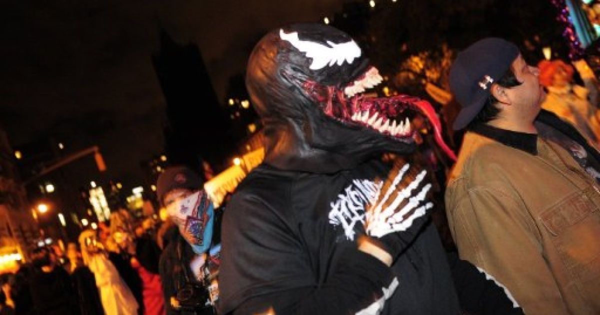 В Нью-Йорку провели наймасовіший за всю історію міста Хелловін-парад. / © AFP