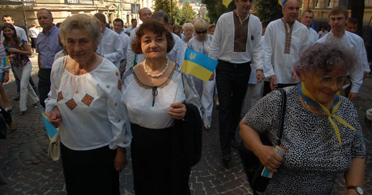 Близько трьох тисяч львів&#039;ян взяли участь у святковій ході з нагоди 20-ї річниці Незалежності України. / © gazeta.ua