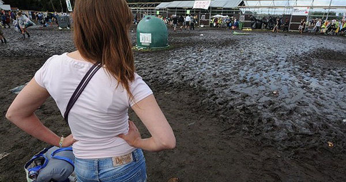 Через потужний ураган, який пронісся над музичним фестивалем Pukkelpop в Бельгії, п&rsquo;ятеро людей загинули, близько 40 отримали поранення.