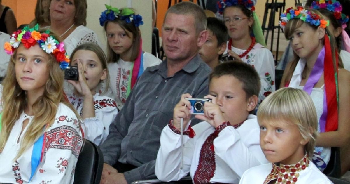 Віктор Янукович відвідав лікувально-оздоровчий центр "Тарара", де проходять оздоровлення та реабілітацію українські діти, постраждалі від аварії на ЧАЕС / © President.gov.ua