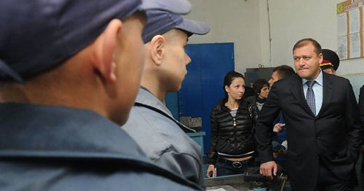 Губернатор Харківської області Михайло Добкін відвідав Куряжську виправну колонію для неповнолітніх та Харківський СІЗО. / © УНІАН