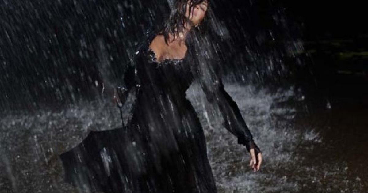 Ірина Білик презентувала нове відео на пісню "Девочка" / © irynabilyk.com