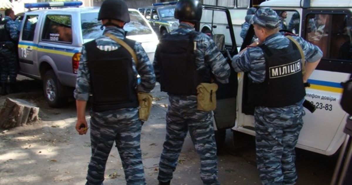 В центрі Одеси було проведено спецоперацію із затримання громадянина РФ Аслана Дікаєва та його посібників, яких розшукують за скоєння вбивства. / © Таймер Одесса
