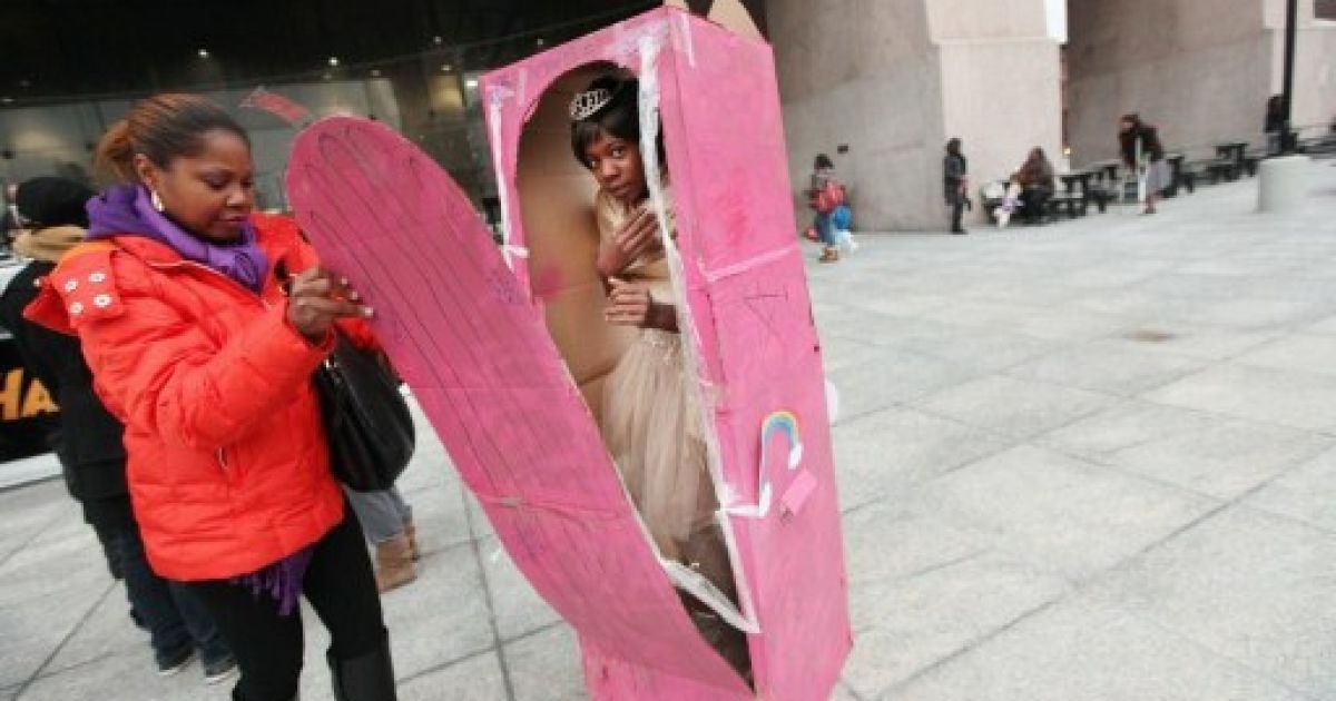 В Нью-Йорку провели наймасовіший за всю історію міста Хелловін-парад. / © AFP