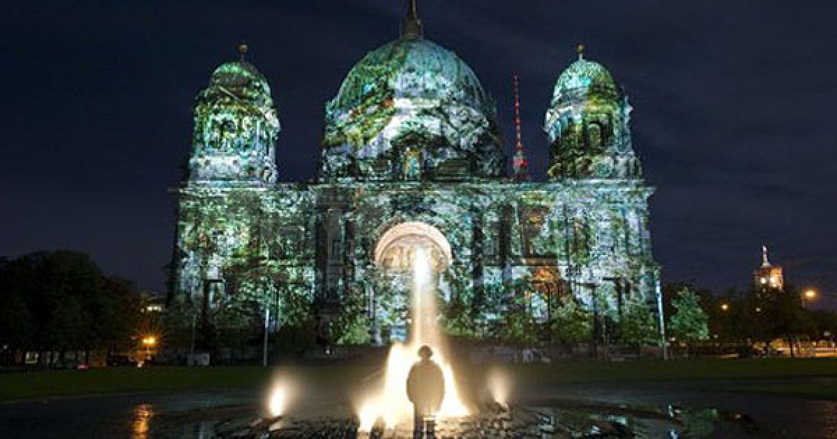 Видовищний фестиваль світла стартував у Берліні / © AFP