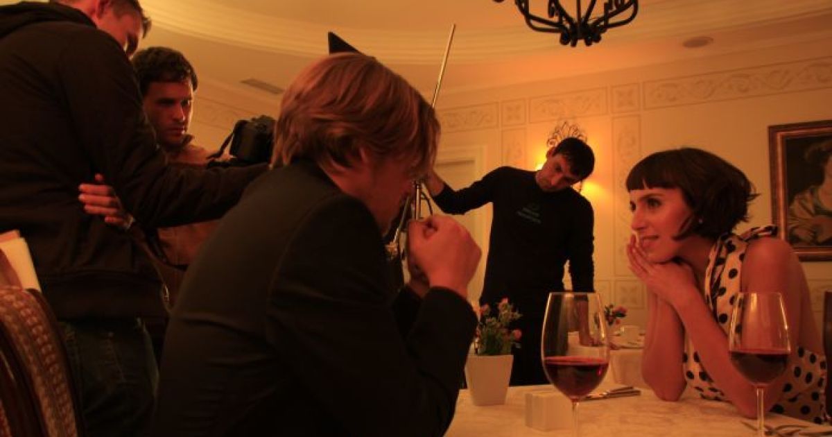 Як локації для зйомок були використані найбільш мальовничі місця старого Львова: знаменитий Оперний театр, Будинок вчених, Історичний музей, Площа Ринок і Марсове поле. / © jamalamusic.com