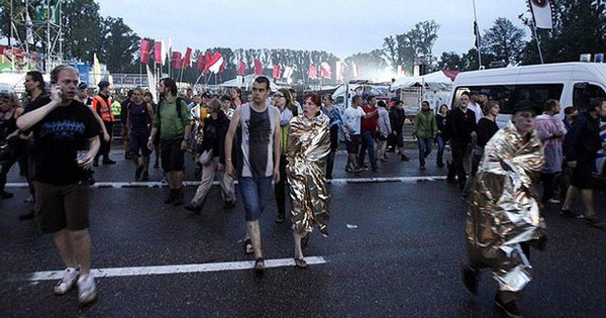 Потужний ураган пронісся над музичним фестивалем Pukkelpop в Бельгії