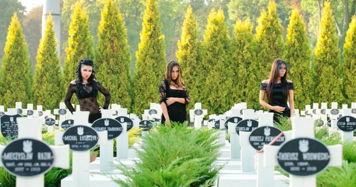 Український гурт XS випустив новий кліп на пісню "Вооружена и опасна". / © прес-служба
