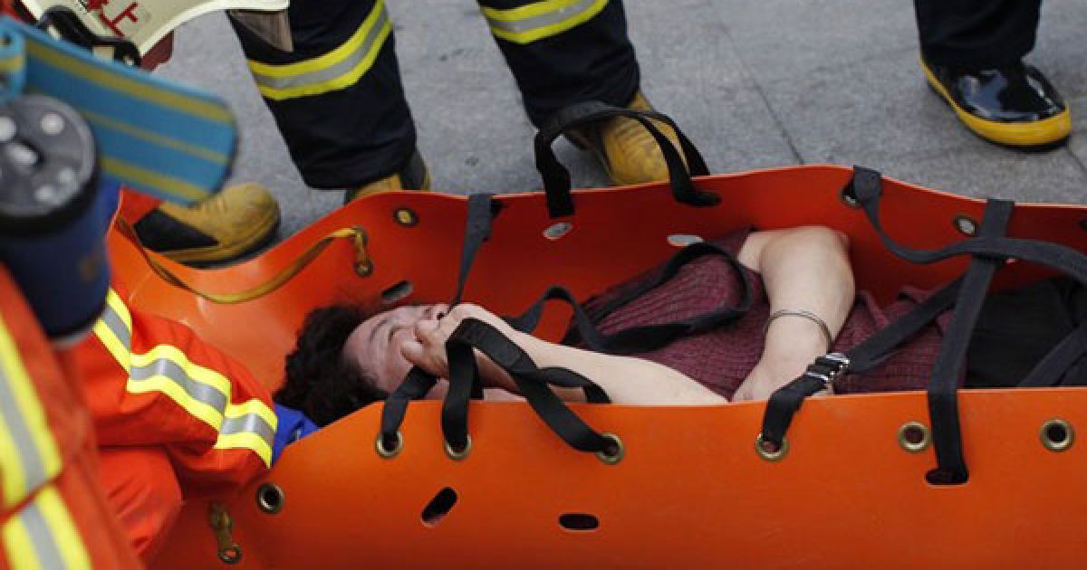 У зіткненні двох потягів в шанхайському метро постраждали більше 260 людей.