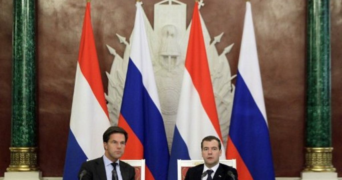 Марк Рютте і Дмитро Медведєв. Ілюстрація