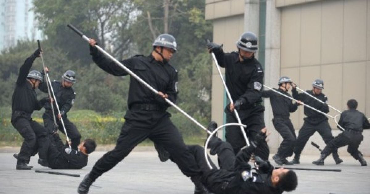 Сили безпеки Китаю відкрили вогонь по демонстрації тибетців