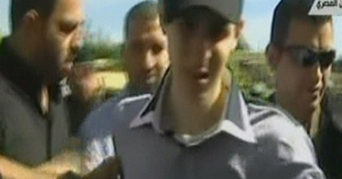 Ізраїльський солдат Гілад Шаліт, який став національним героєм, повернувся додому після 1940 днів полону. / © AFP