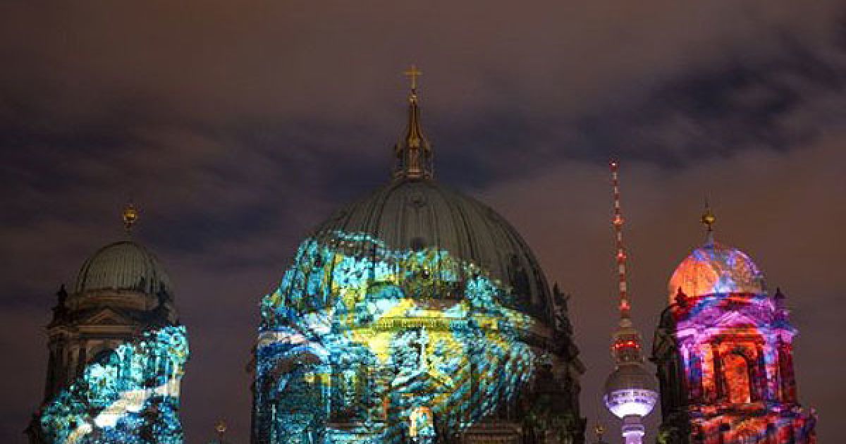 Видовищний фестиваль світла стартував у Берліні / © AFP