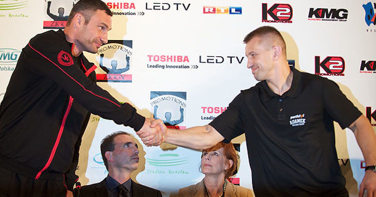 У Вроцлаві відбулась прес-конференція чемпіона світу з боксу у надважкій вазі за версією WBC Віталія Кличка і претендента на титул Томаша Адамека. / © www.klitschko.com