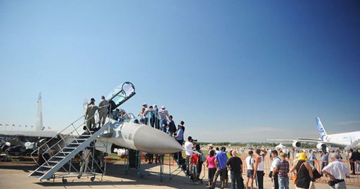 Під Москвою завершив роботу 10-ий міжнародний авіасалон МАКС-2011 / © AFP