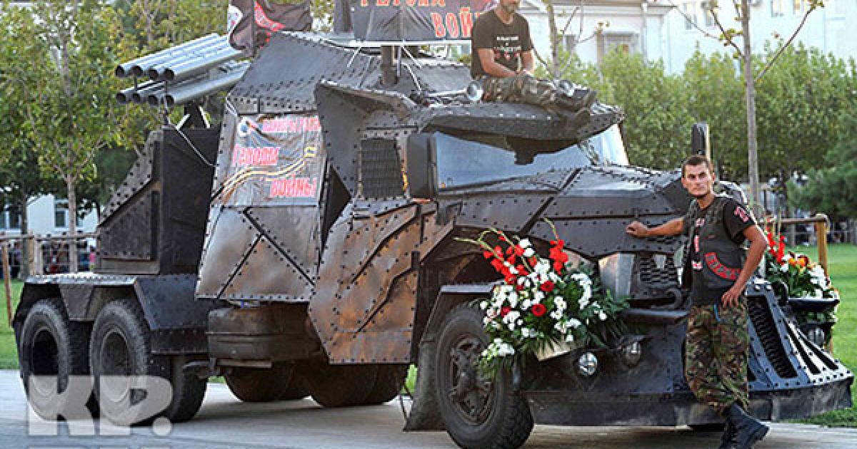 Мотоклуб "Нічні вовки" організував у Новоросійську байк-шоу з нагоди 68-ої річниці звільнення міста від фашистських загарбників. / © kp.ru