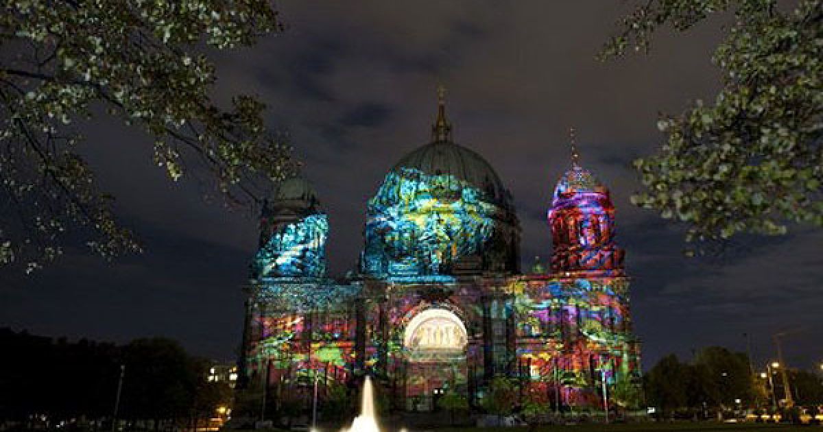 Видовищний фестиваль світла стартував у Берліні / © AFP