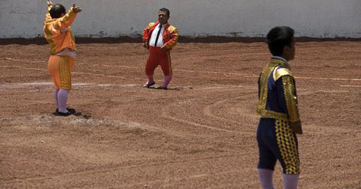 Родео-шоу від трупи карликів-матадорів у мексиканському місті Закатлан / © AFP