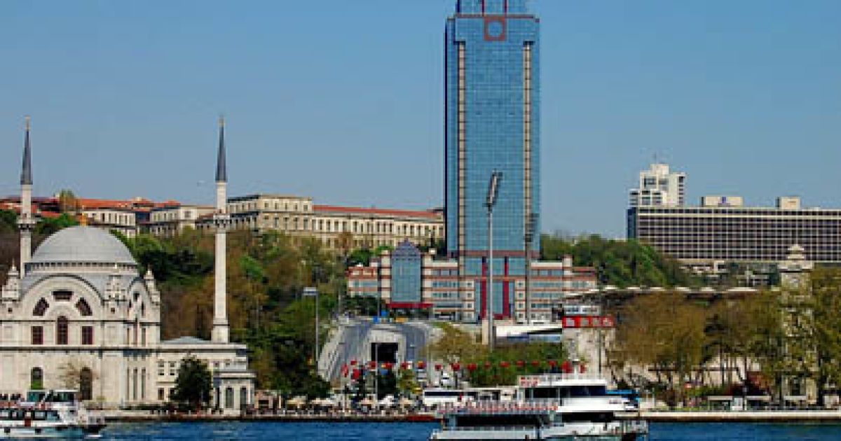 Сьомін взяв на матч з "Бешиткашем" 20 футболістів