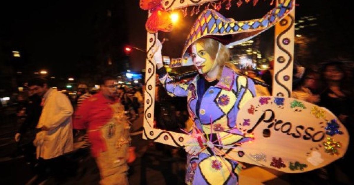 В Нью-Йорку провели наймасовіший за всю історію міста Хелловін-парад. / © AFP